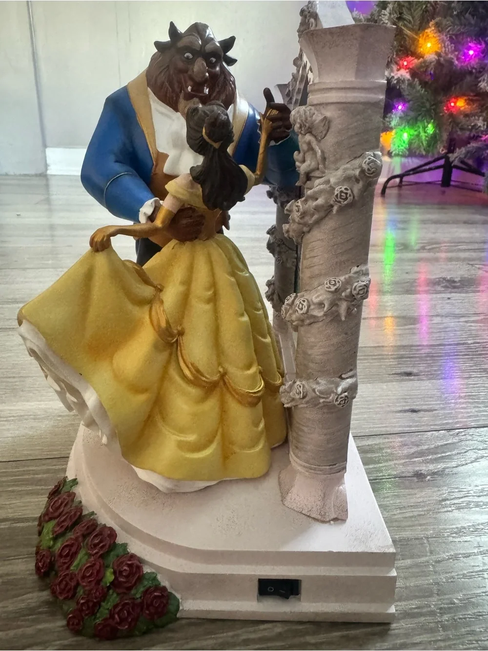 Disney Showcase Beauty and the Beast Belle & Beast Light-Up Figurine